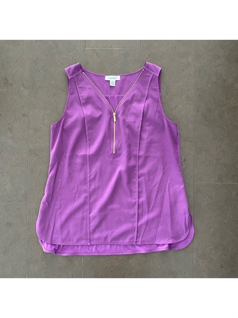 CALVIN Klein top size medium